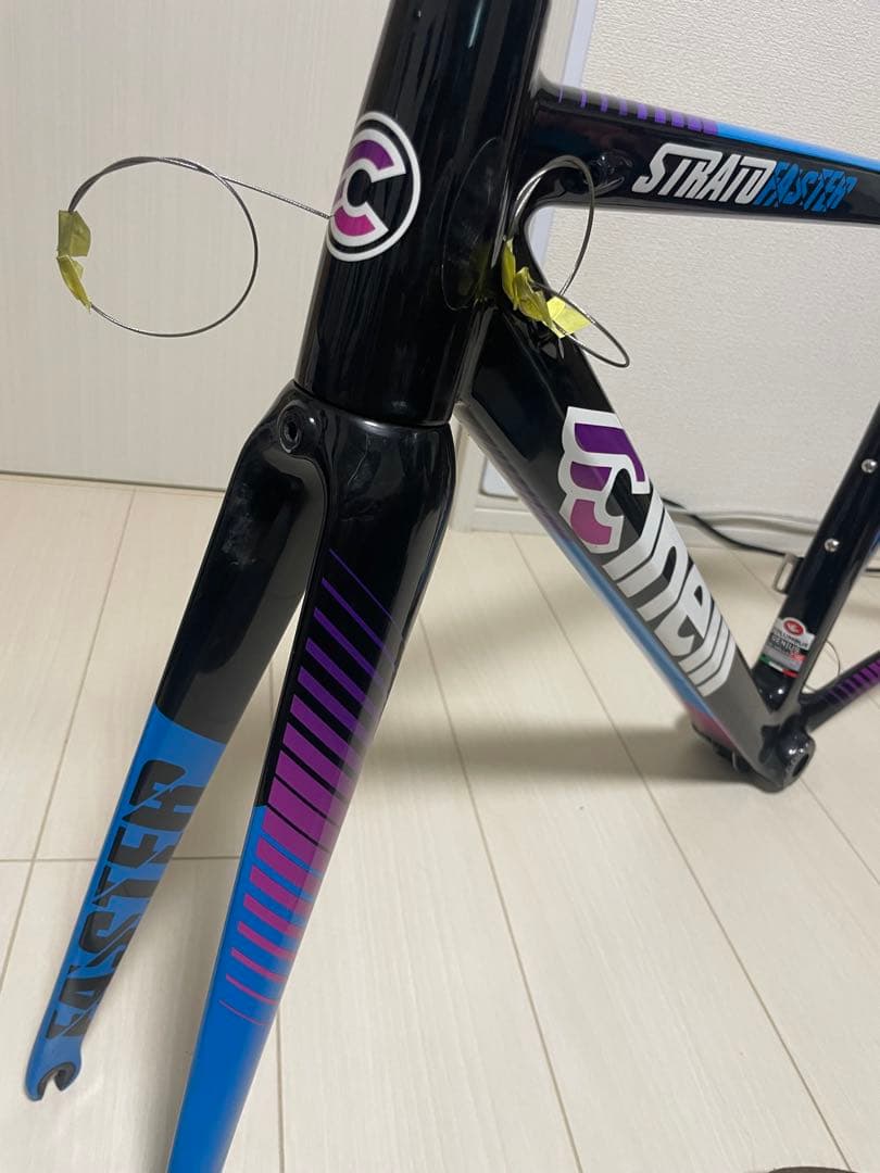 チネリ　ストラトファスター　カーボンフレーム　Sサイズ