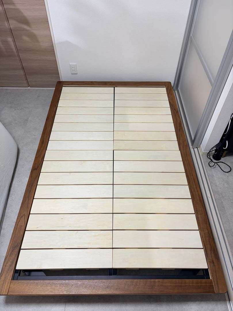 【無印良品】木製ベッドフレーム（セミダブル)1月31日出品終了