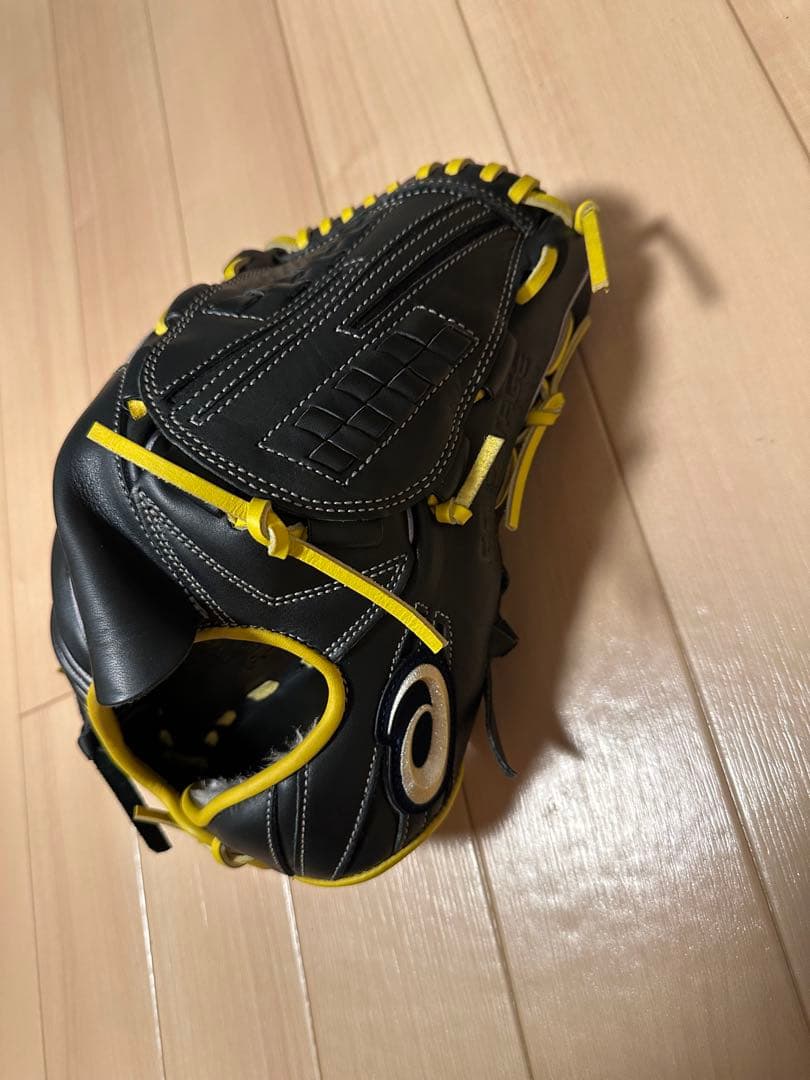 アシックス　投手用　軟式