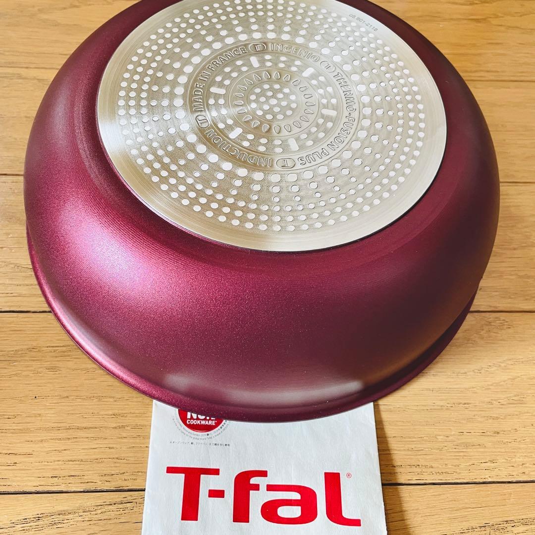 【新品迅速発送】ティファール　ウォックパン　フライパン　モーヴレッド最高峰　IH