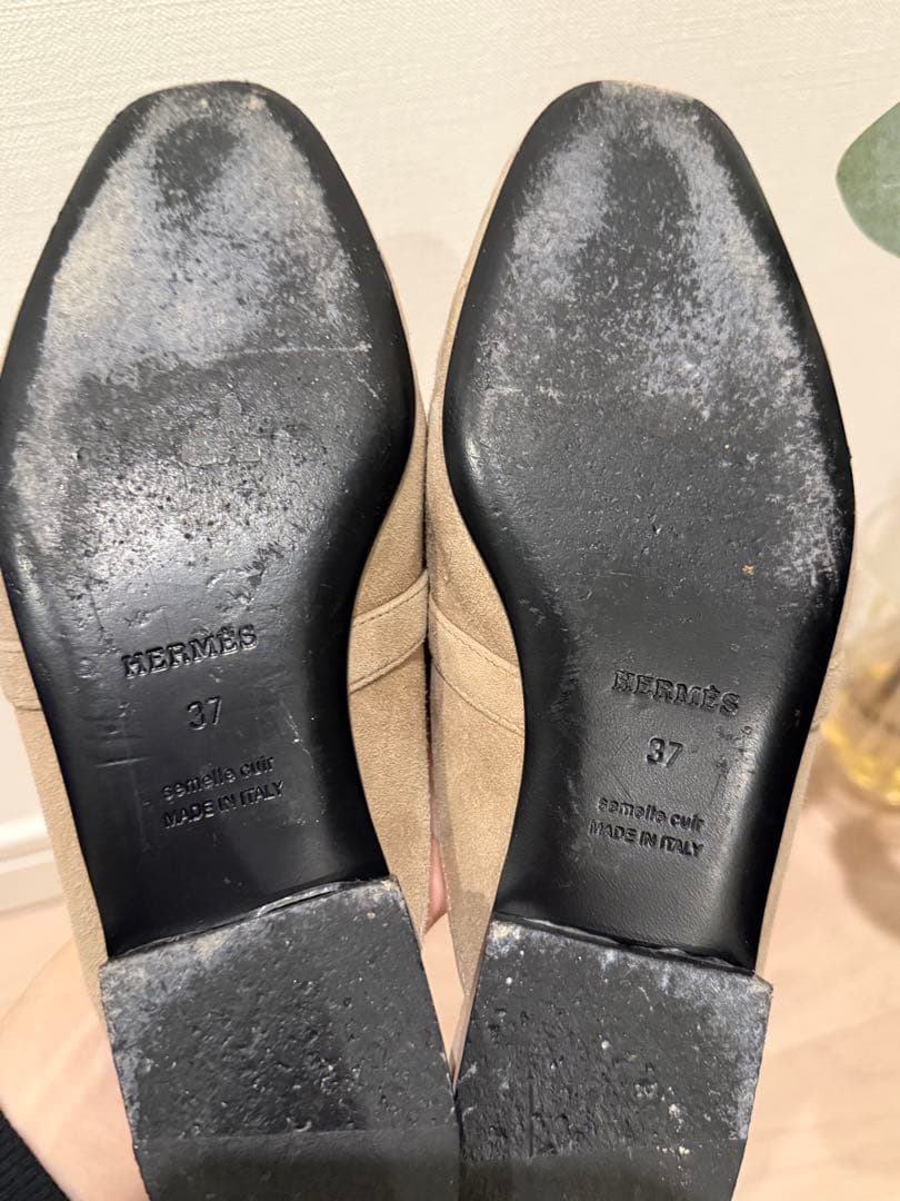 エルメスHermesスエードミュール