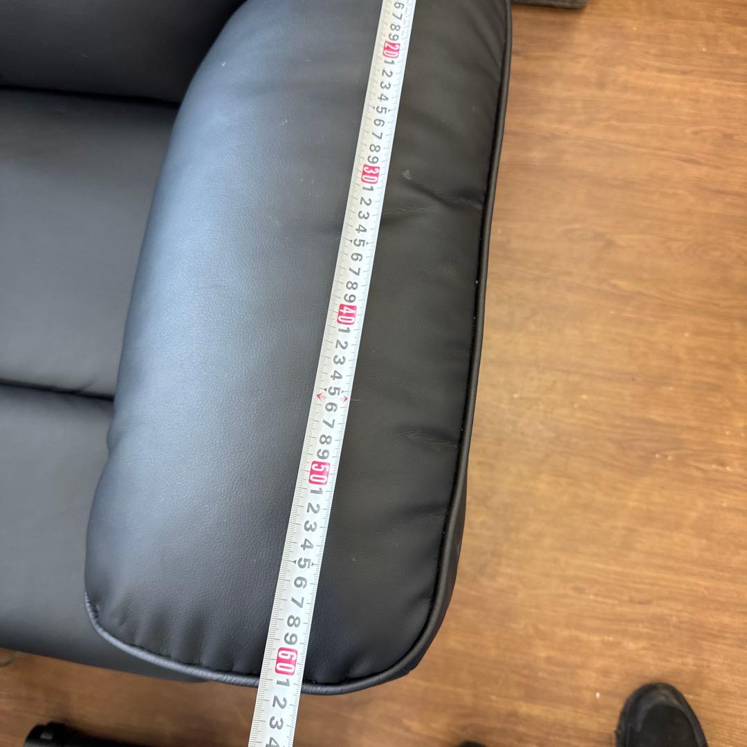 美品　電動リクライニング　合皮　ゆったり一人がけ　レザー　送料無料