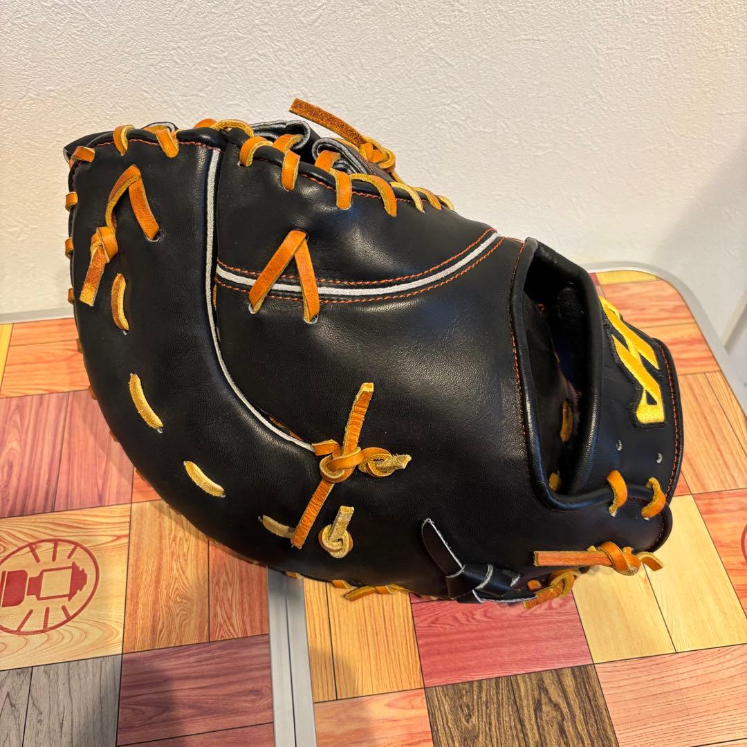 未使用 ハタケヤマ 軟式 ファーストミット ブラック 一塁手用 THX-831X