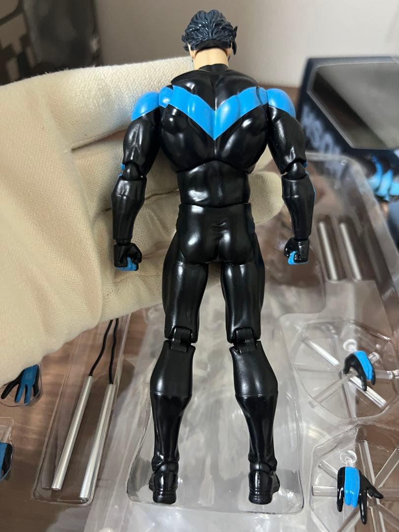 Mafex Hush ナイトウィング/Nightwing