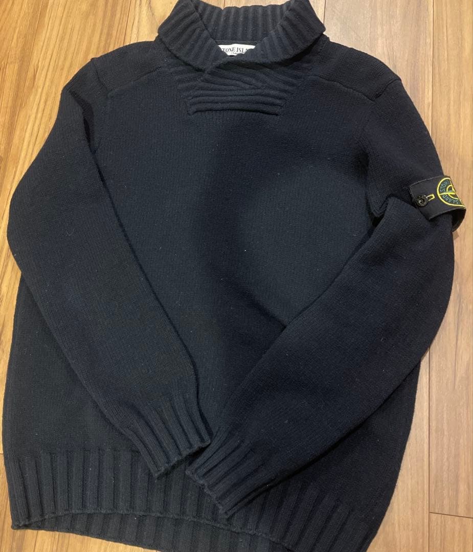 クリーニング済み　stone  ニットネイビー