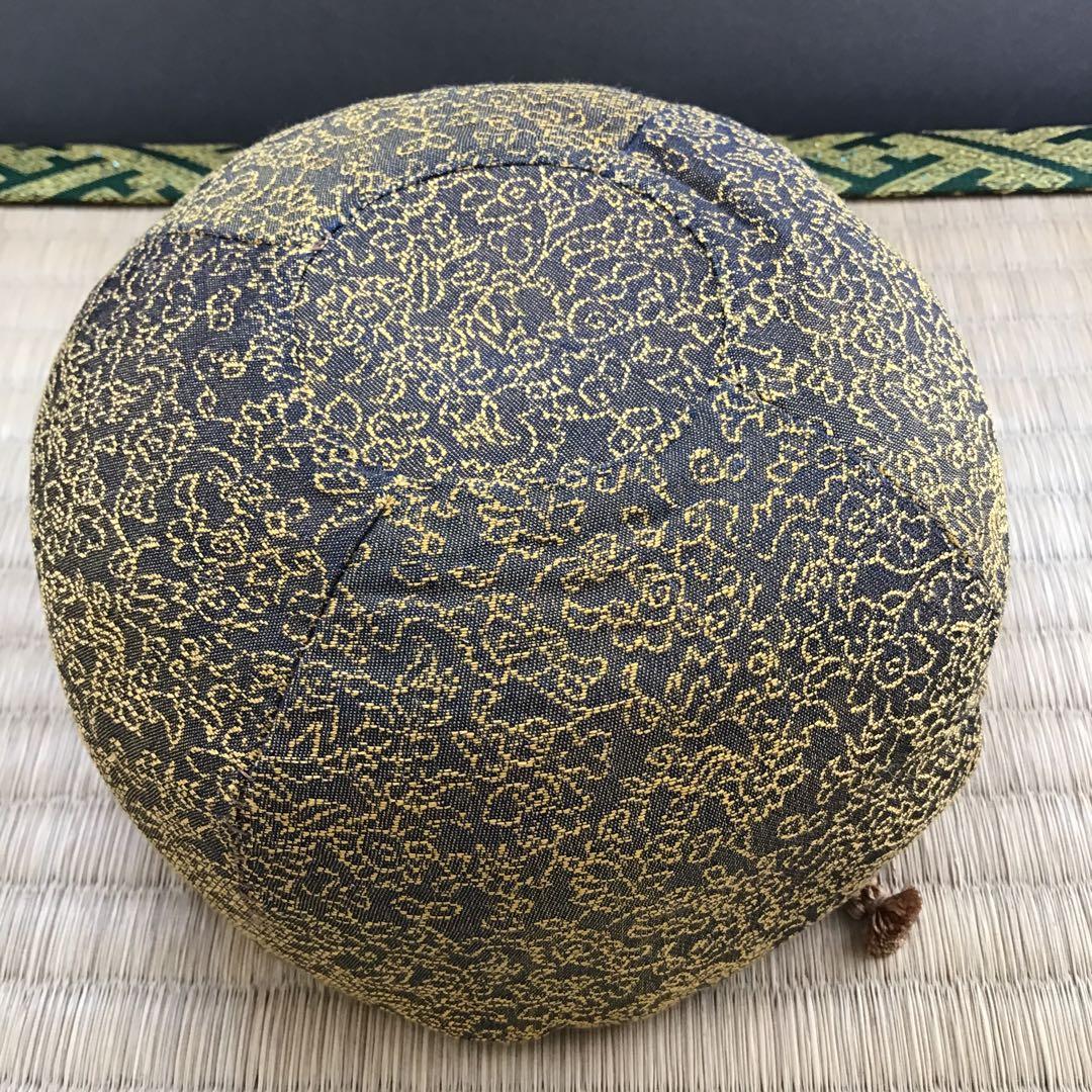 黒楽茶盌　銘:春山ト号　妙玄斎書付　八事窯　三代中村道年　栞　共箱　S251KC