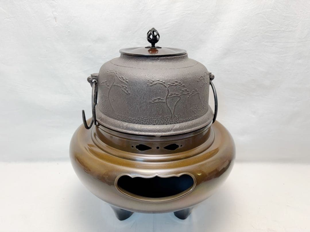 茶道具 風炉師麻生雄芳 釜師菊地政光造 唐銅朝鮮風炉 浜松紋真形釜添野々田電熱器