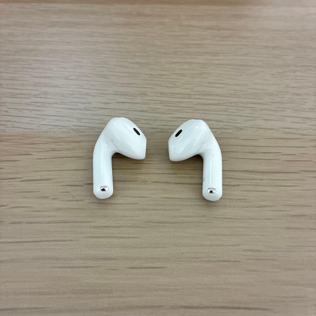 Airpods4 ANC アクティブノイズキャンセリング機能搭載　関連グッズ付き
