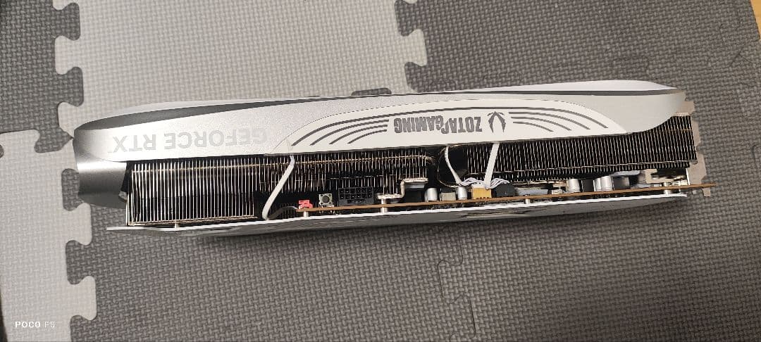 グラフィックボード・グラボ・ビデオカード ZOTAC GeForce RTX 4090 Super Trinity OC