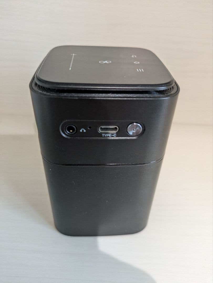 家庭用小型プロジェクター　CINEMAGE