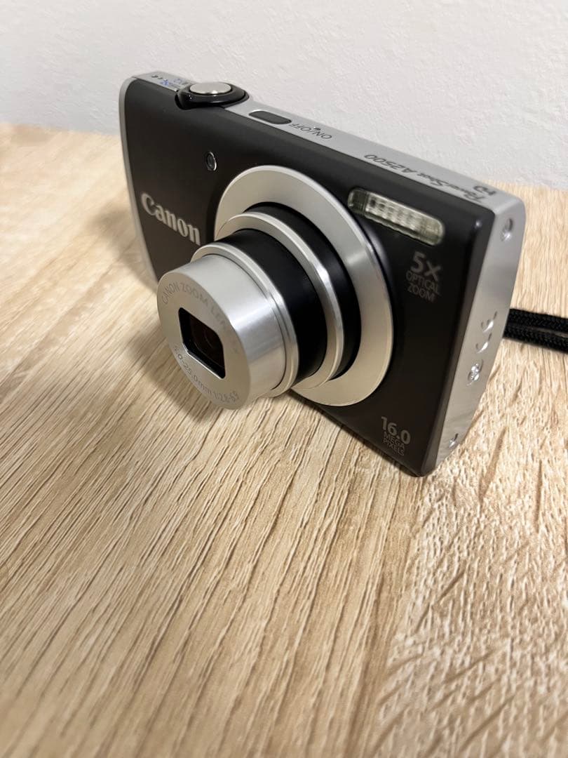 Canon PowerShot A2500 デジカメ　コンパクトデジタルカメラ