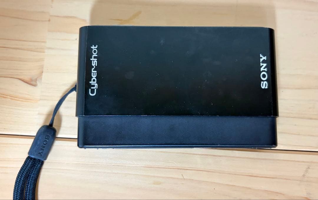 ソニー Cyber-shot DSC-T77