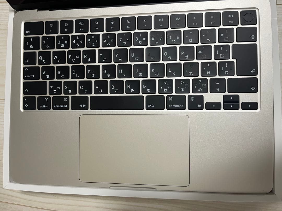 MacBook本体 MacBookAir M2 256GB