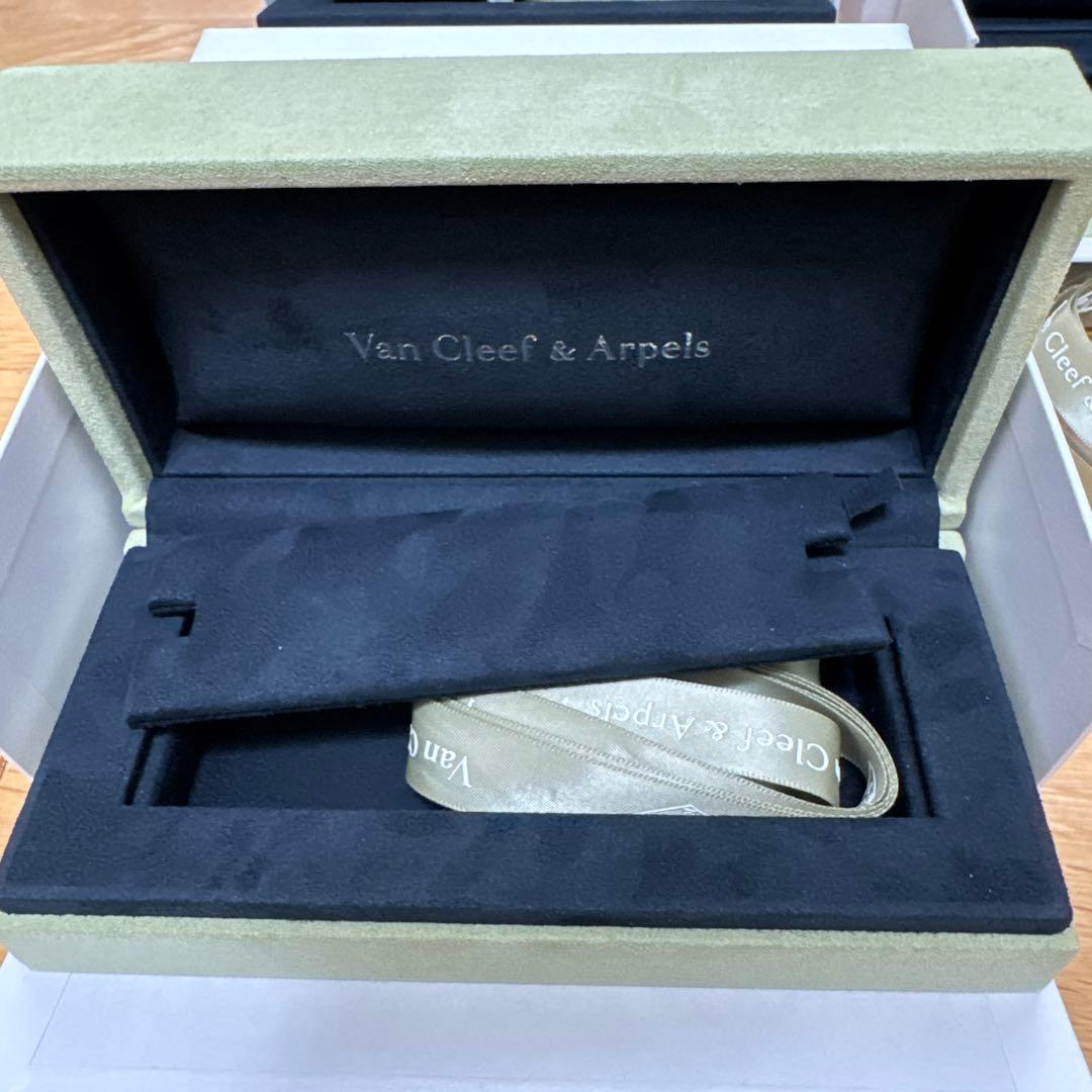 ヴァンクリーフアンドアーペル　vancleef&arpels ヴァンクリ