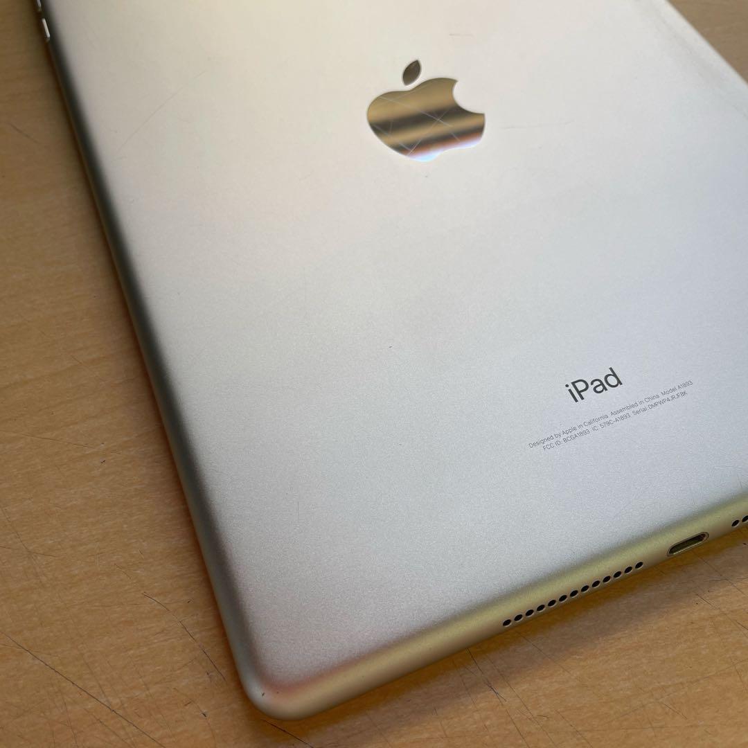 iPad 第6世代　A1893　Wi-Fiモデル　シルバー　32GB 美品　#5