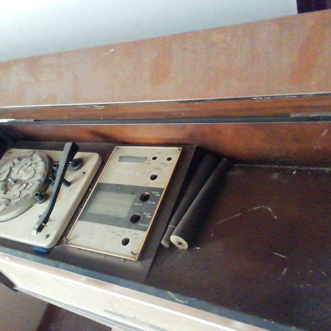 ビクターの古いステレオセットです