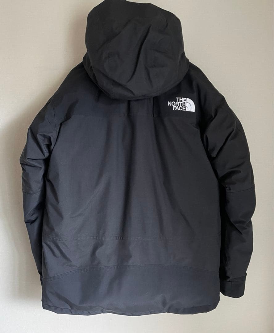 THE NORTH FACE ノースフェイス　マウンテンダウンジャケットブラック