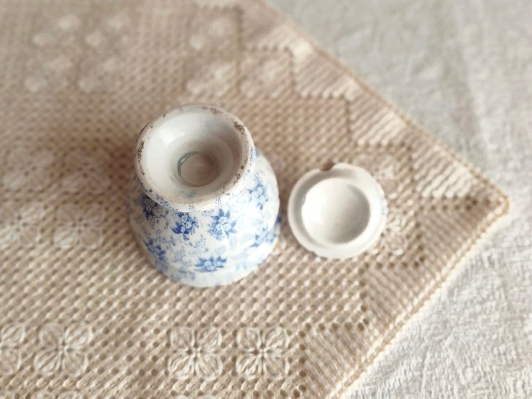 * antique mini ❀ 小さなお花柄 蓋付き ポット