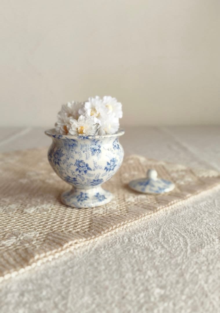 * antique mini ❀ 小さなお花柄 蓋付き ポット