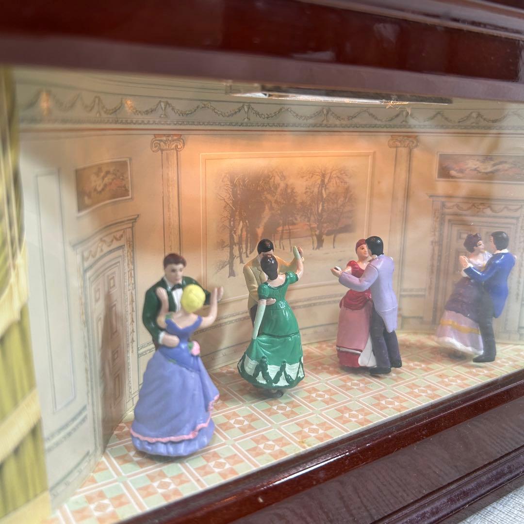 【うーたん様】MrChristmas オルゴール　6ベル　舞踏会