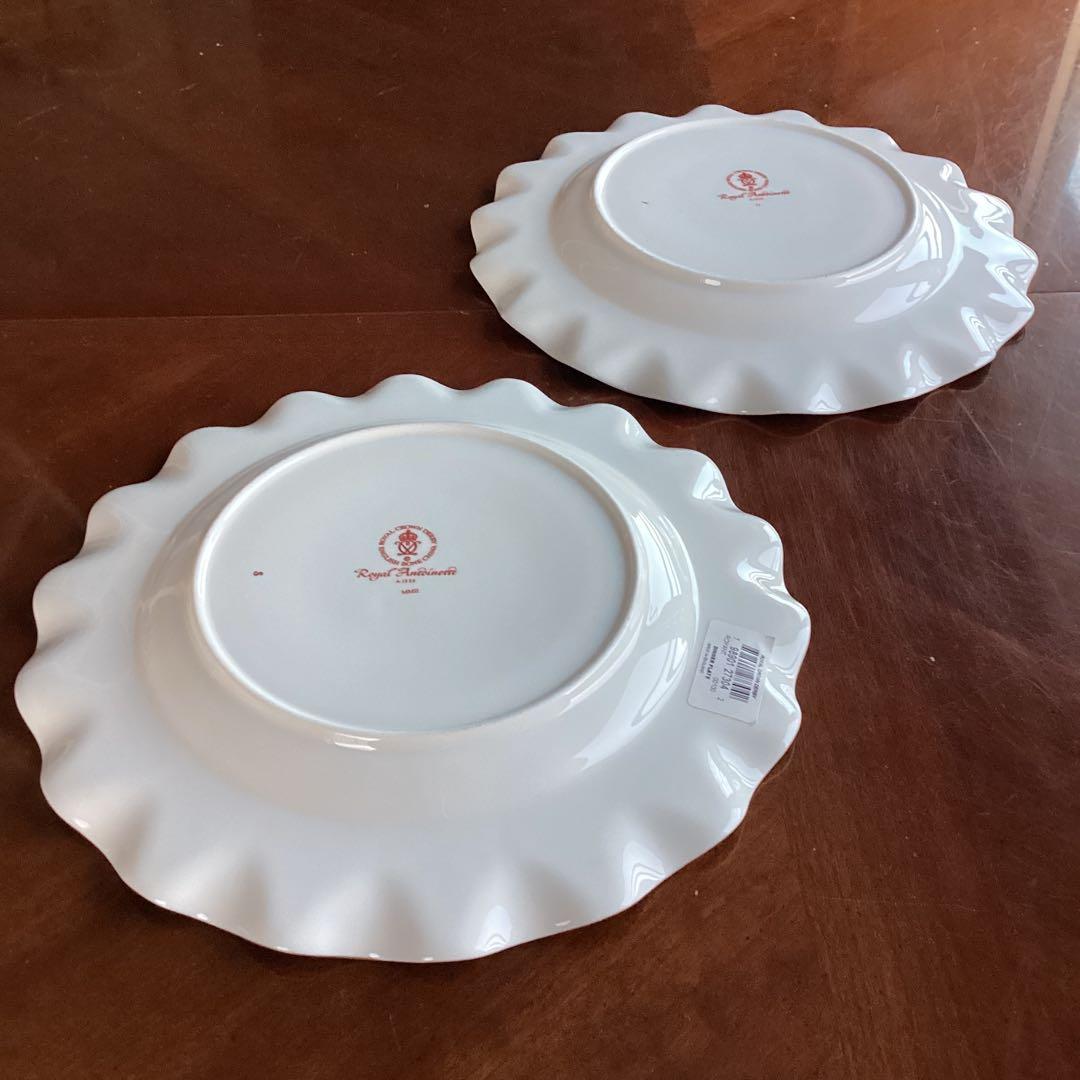 《ロイヤルクラウンダービー　ロイヤルアントワネット》ディナープレート2枚セット