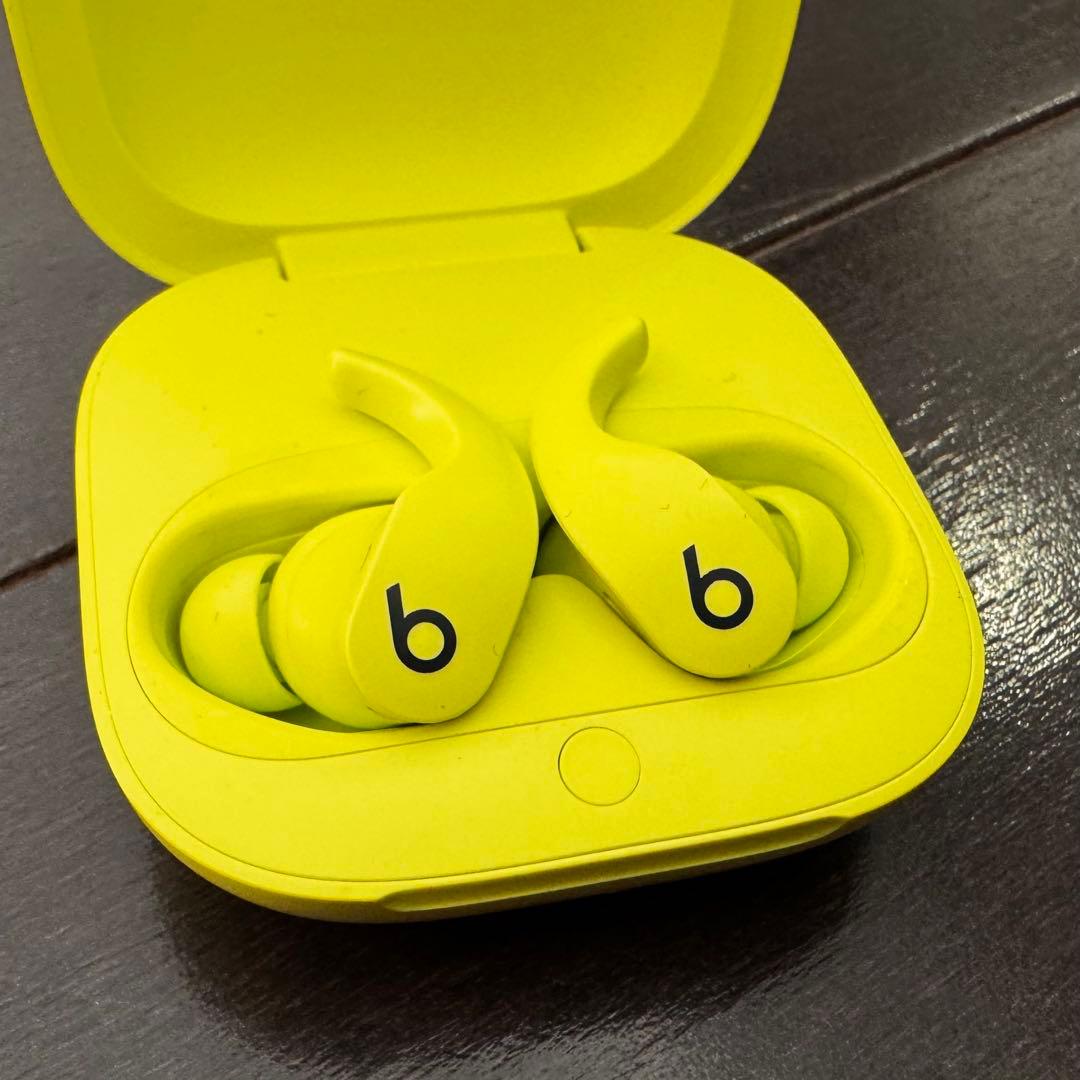 [美品]Beats Fit Pro ワイヤレスイヤホン イエロー