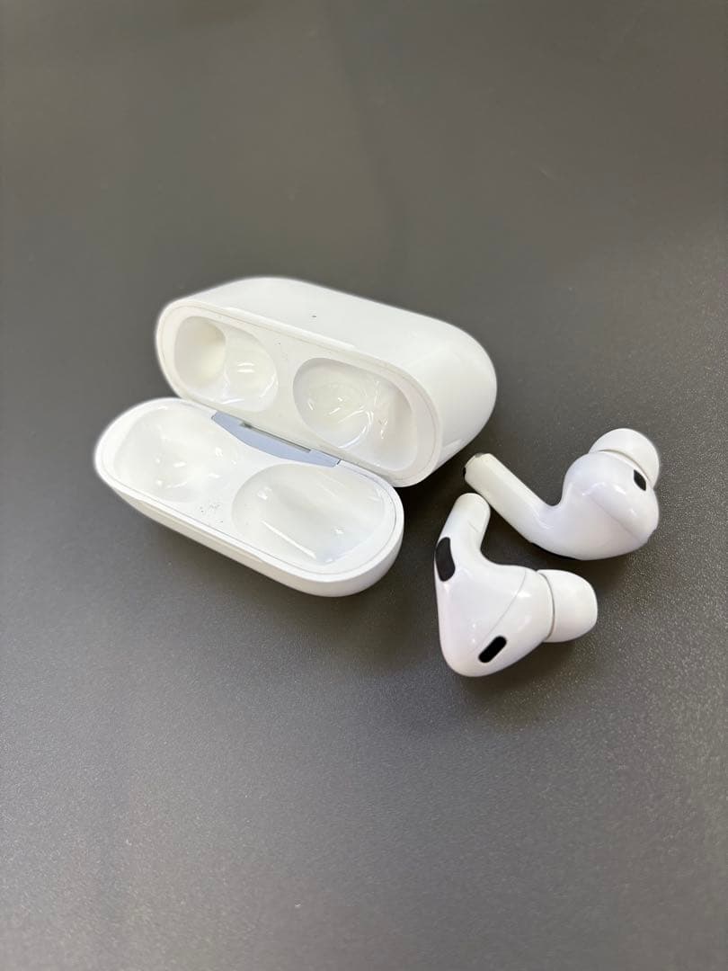 【訳あり】AirPodsPro 第2世代/Ligtning <No.1681>