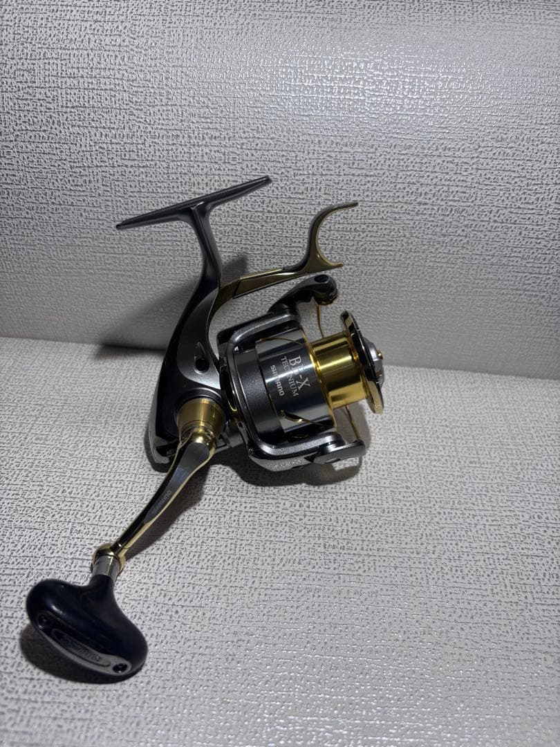 リール BB-X TECHNIUM Mg C3000DXG