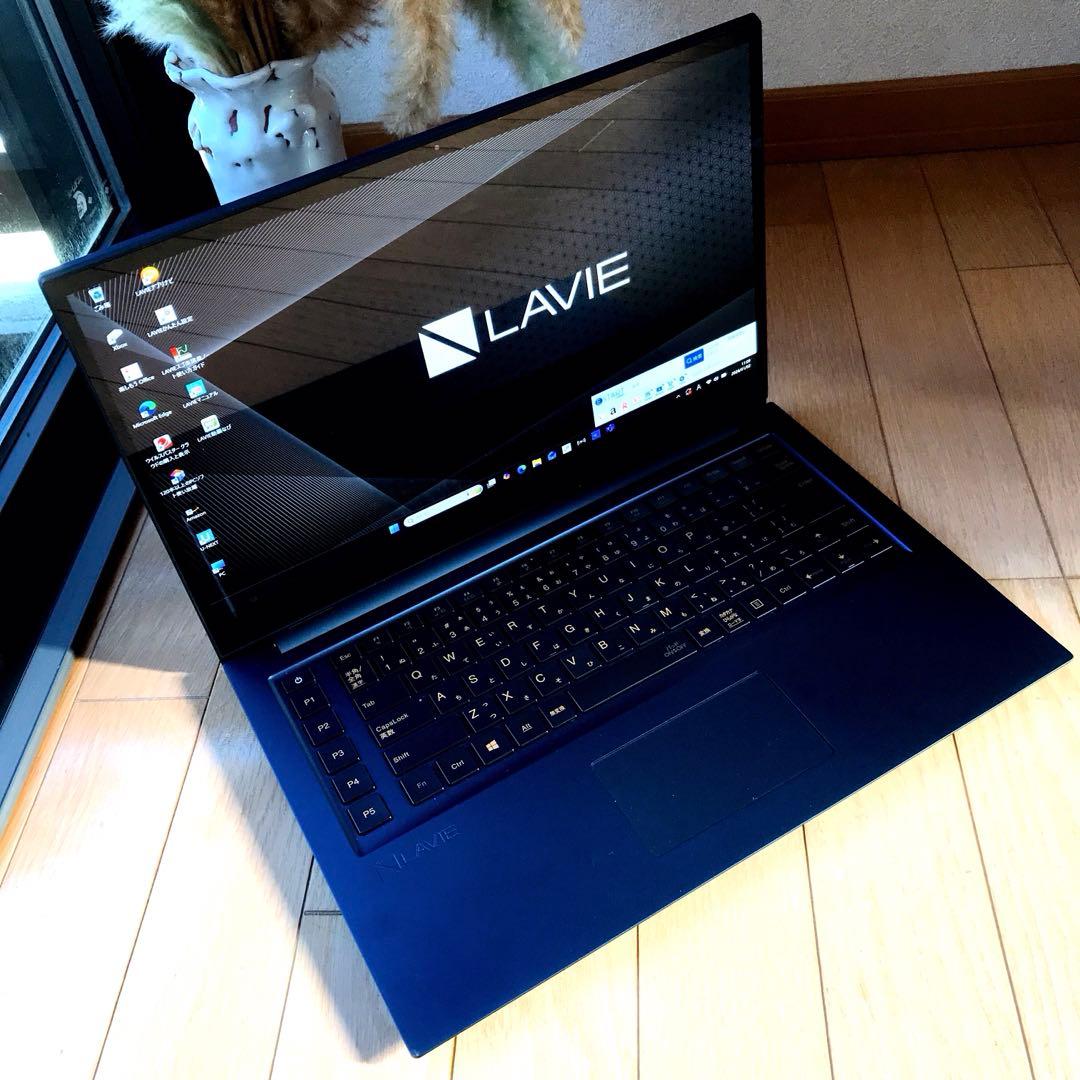 美品LaVieVEGA LV750/R【有機ELUltraHD4Kディスプレイ】