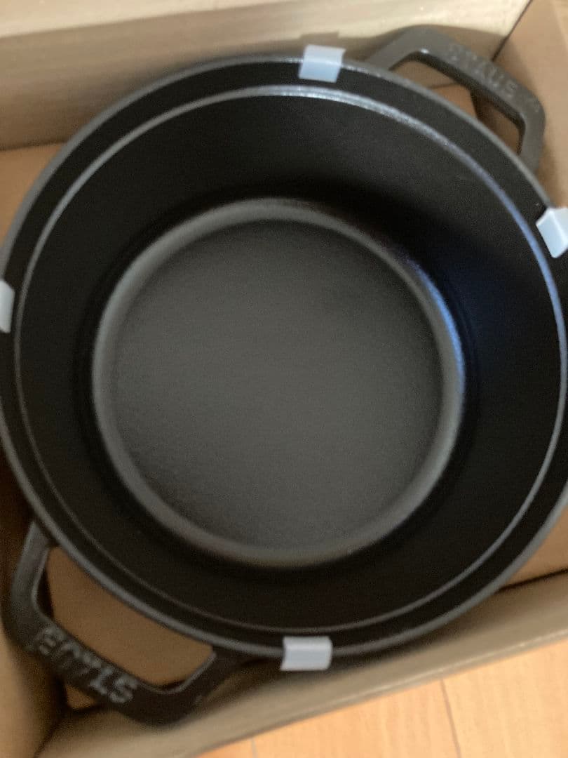 【新品未使用】ストウブ ピコココット ラウンド ブラック 24cm