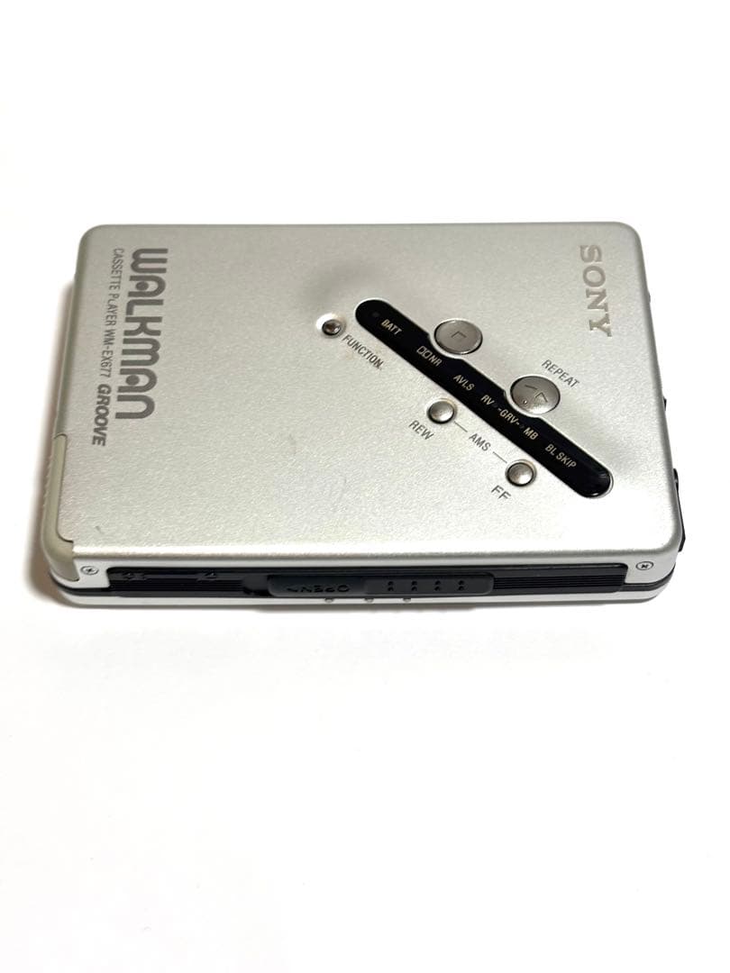 SONY カセットウォークマン WM-EX677 整備品 リモコン付き①