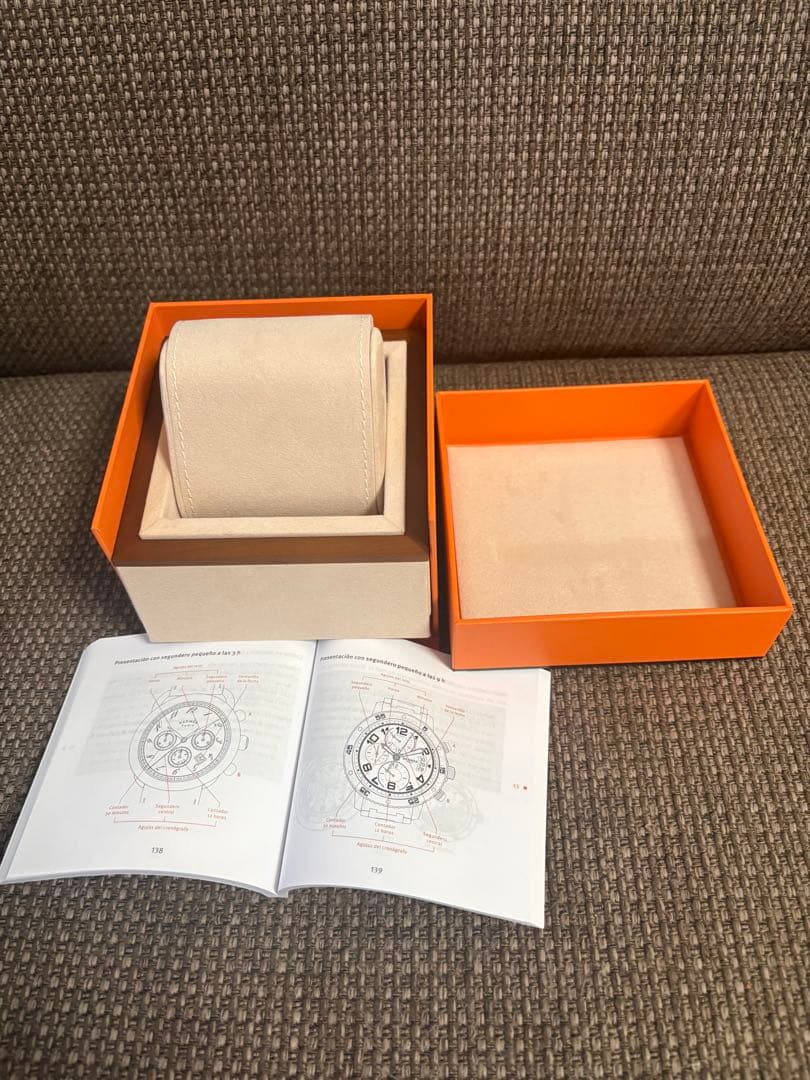 現行品　極美品　HERMESエルメス時計ケース　空箱