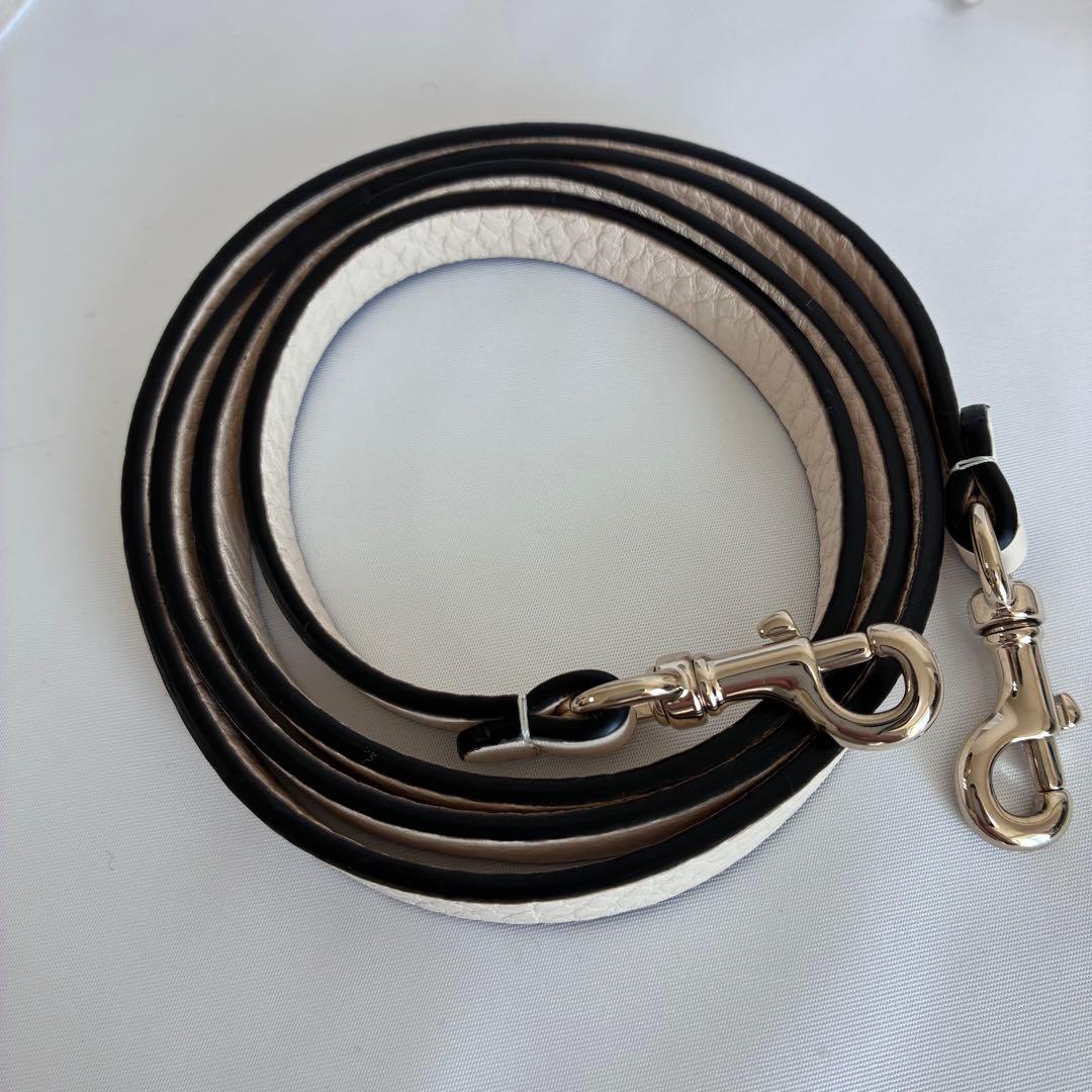 【正規品】【美品】【最終値下げ】 ヴァレンティノ　ロックスタッズ　バッグ