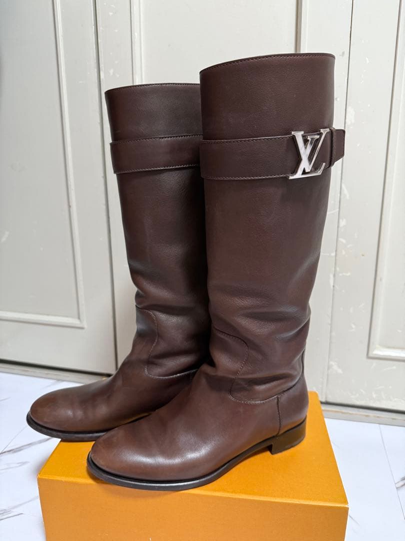 ルイヴィトン　レザー ロングブーツ LV金具ロゴ　ダークブラウン