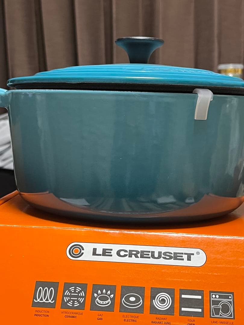 ルクルーゼ 鍋 カリビアンブルー 廃盤 22cm