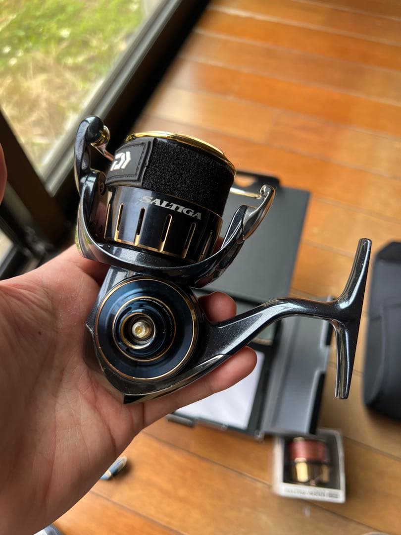 リール DAIWA SALTIGA 4000 XH