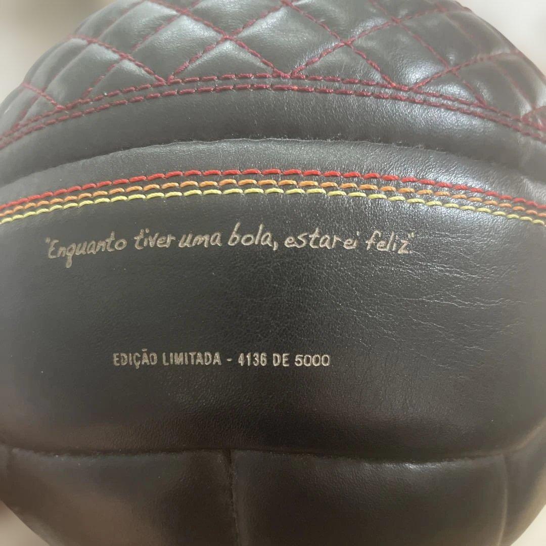 ロナウジーニョ✖️Nike サッカーボール 限定版4136/5000