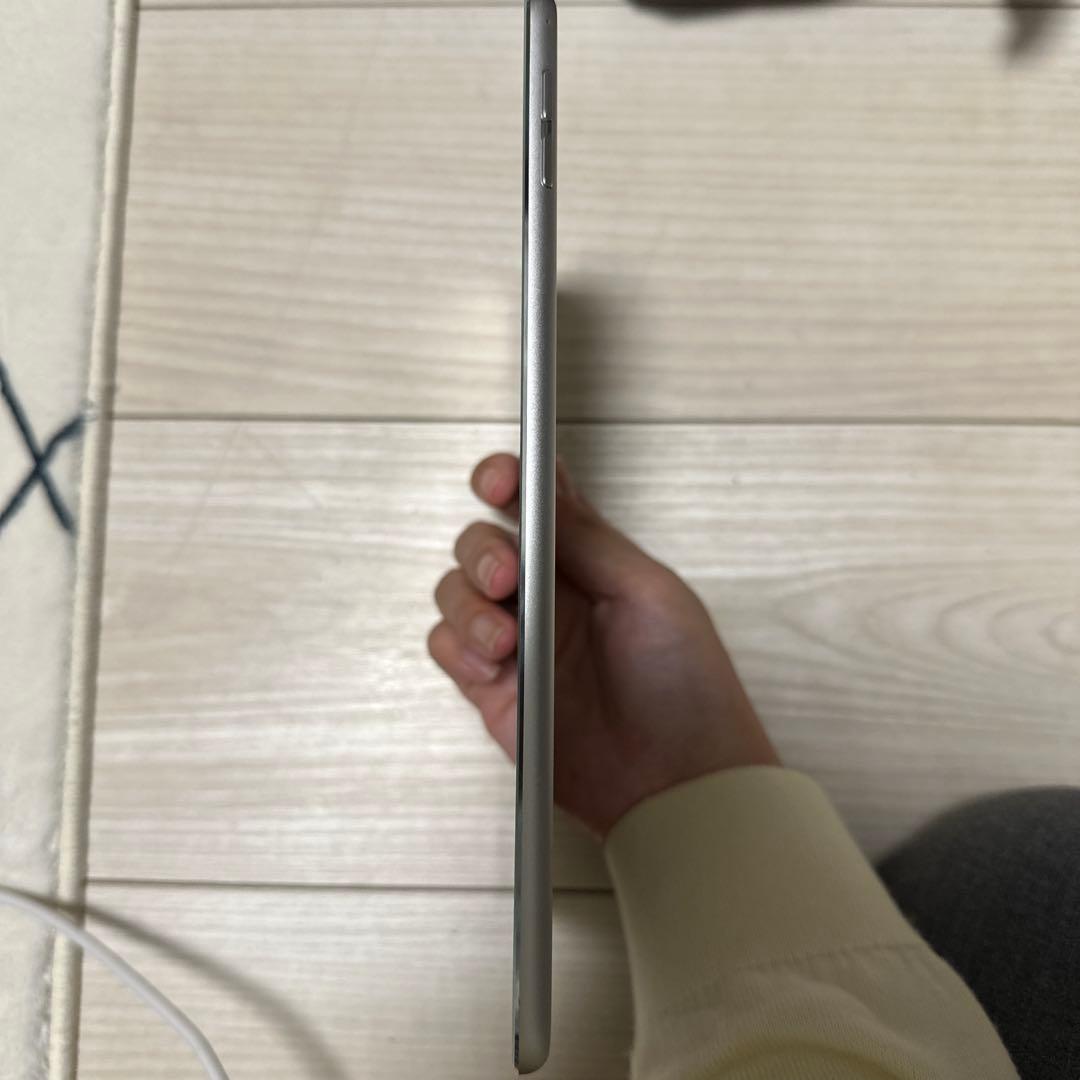 iPad本体 iPad mini4 128gb wi-fi