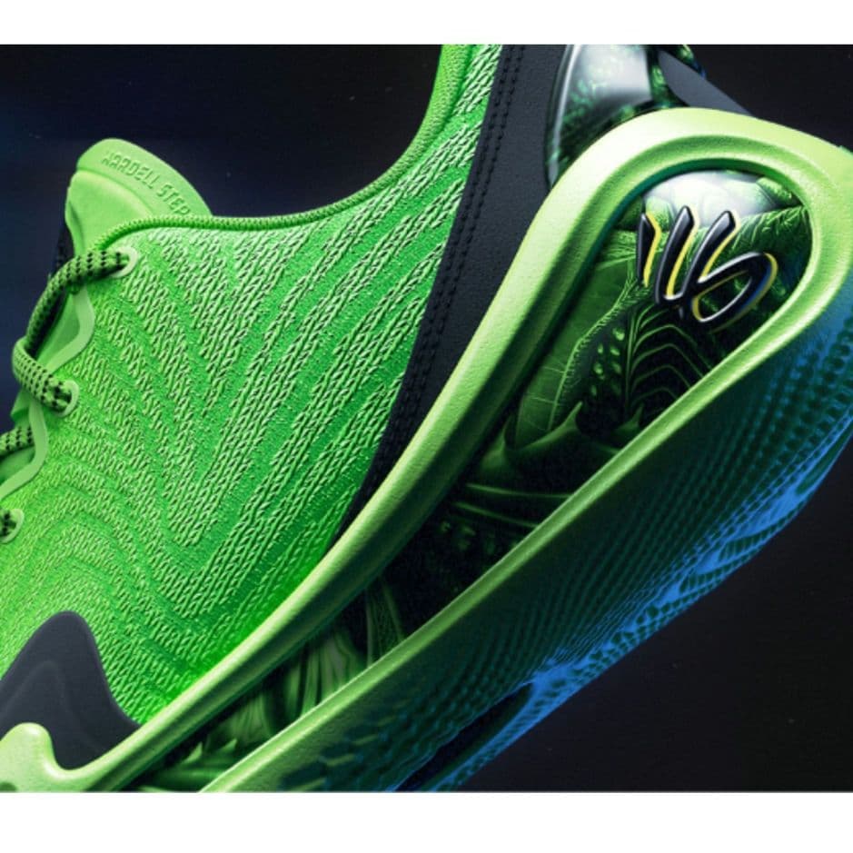 【美品】完売品 アンダーアーマー カリー12 EXTL 25.5