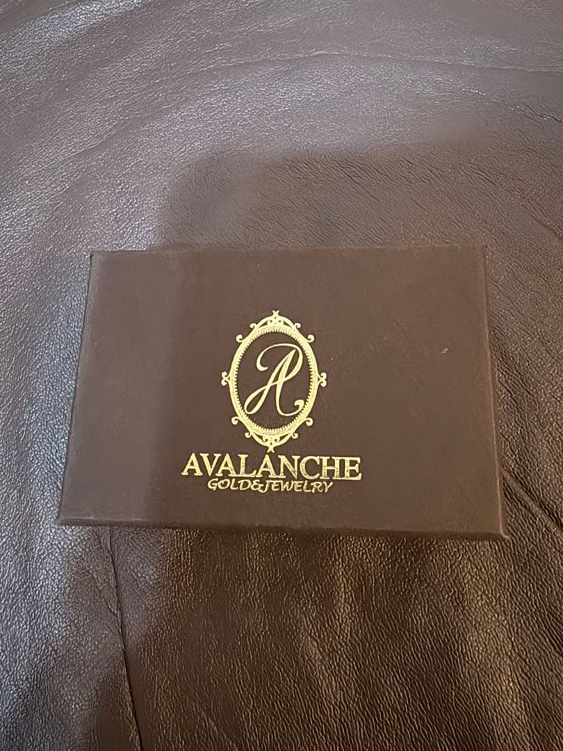 アヴァランチ　ダイアモンドフェザーピアス