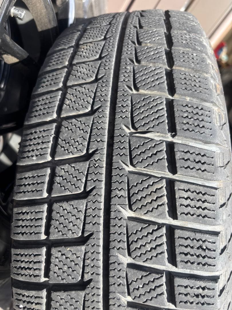 スタッドレスタイヤ・ホイール4本セット195/65R15 ブラックホイール送料込