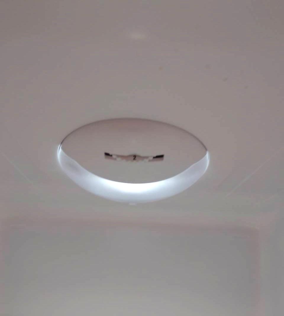 ★超美品　2025年製造！　Hisense 冷蔵庫 HR-D1701W　175ℓ