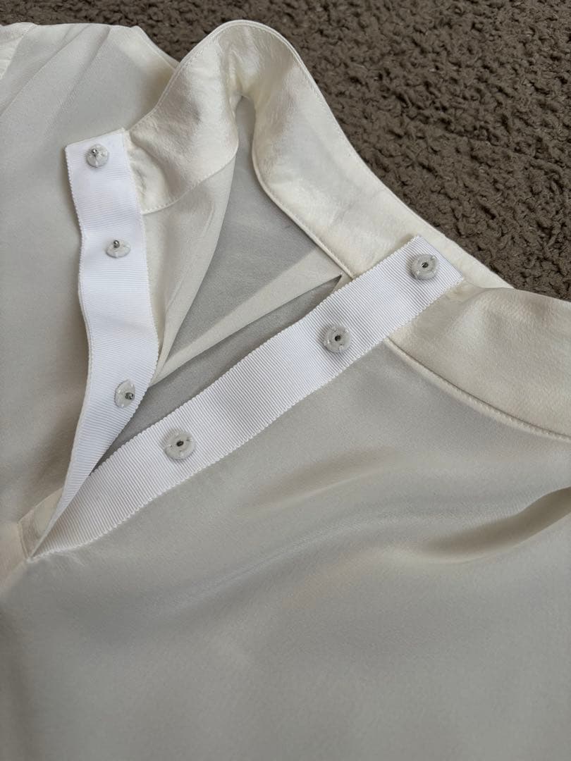 美品＊ソージュ soeju シルクストレッチ ボウタイ ブラウス 白
