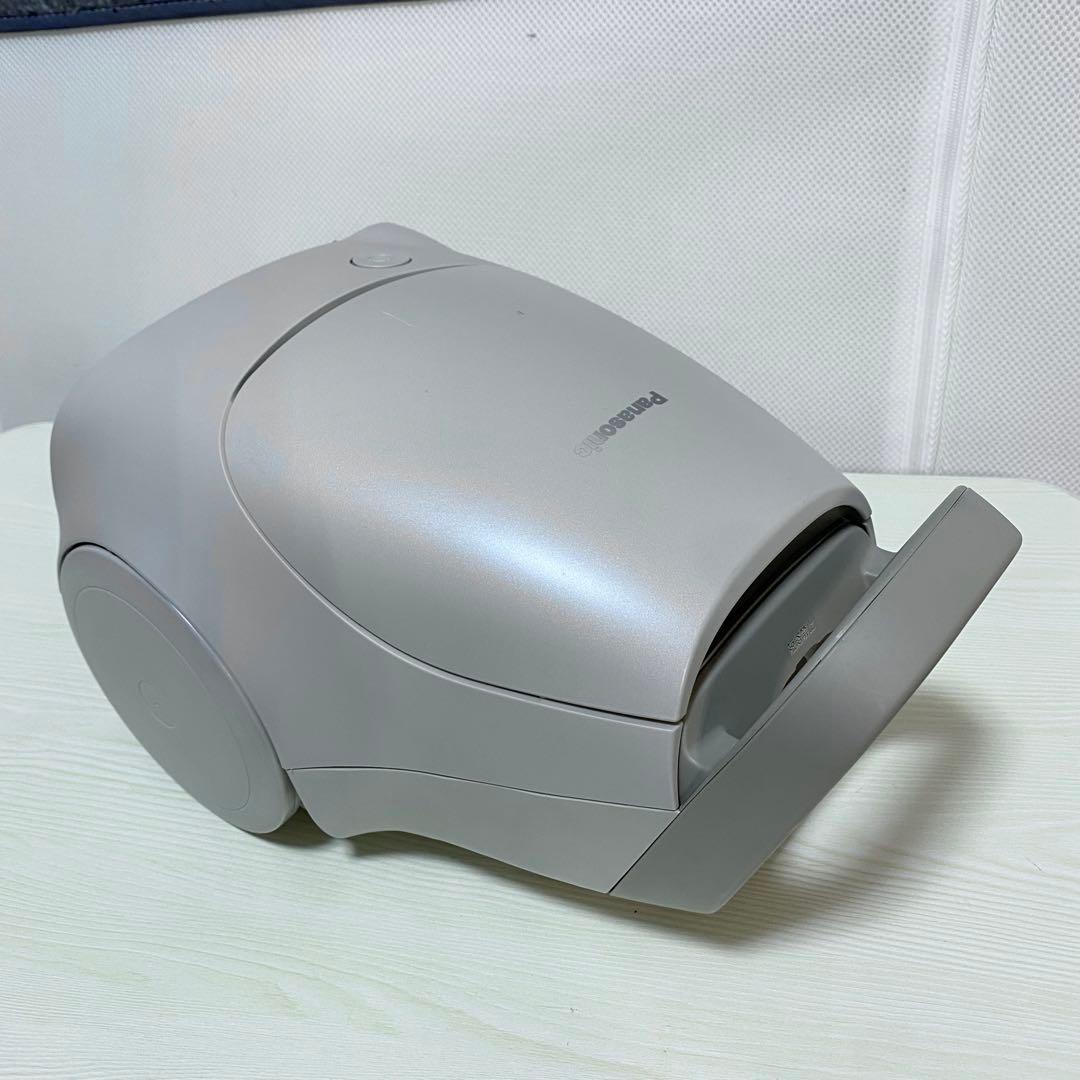Panasonic パナソニック 電気掃除機 2023年製 MC-PJ22G