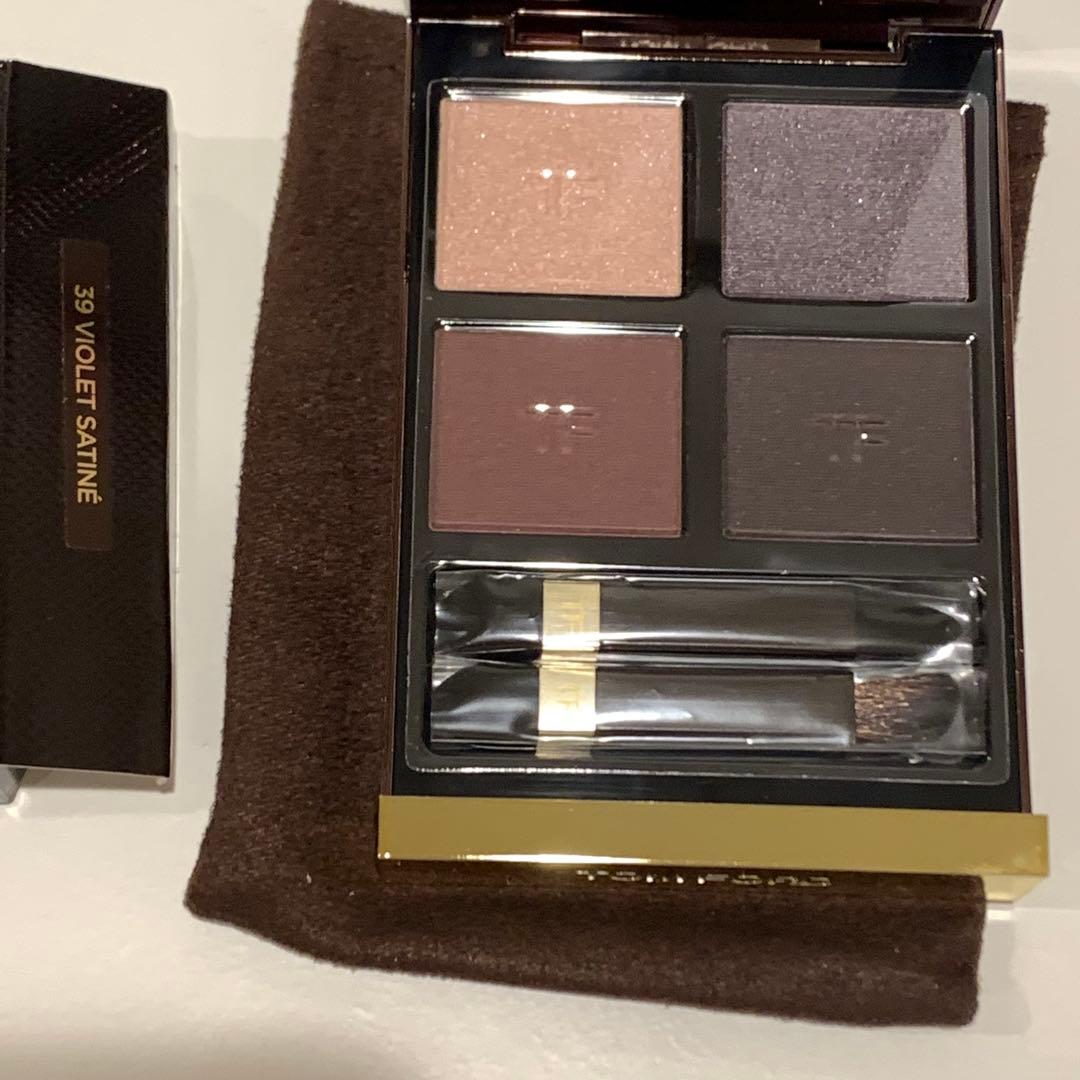 トムフォード アイカラークォード 39Cバイオレットサテン