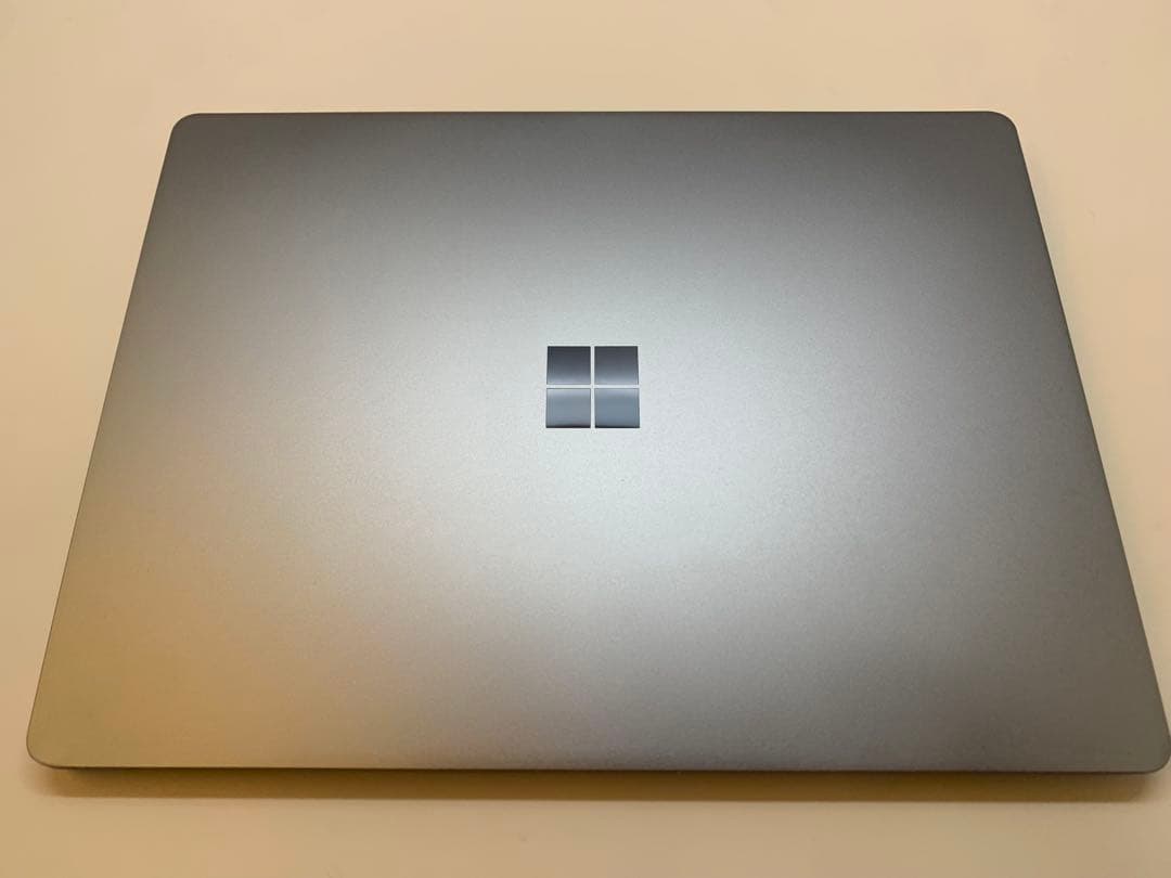 Surface Laptop Go i5 8GB 128GB Office付