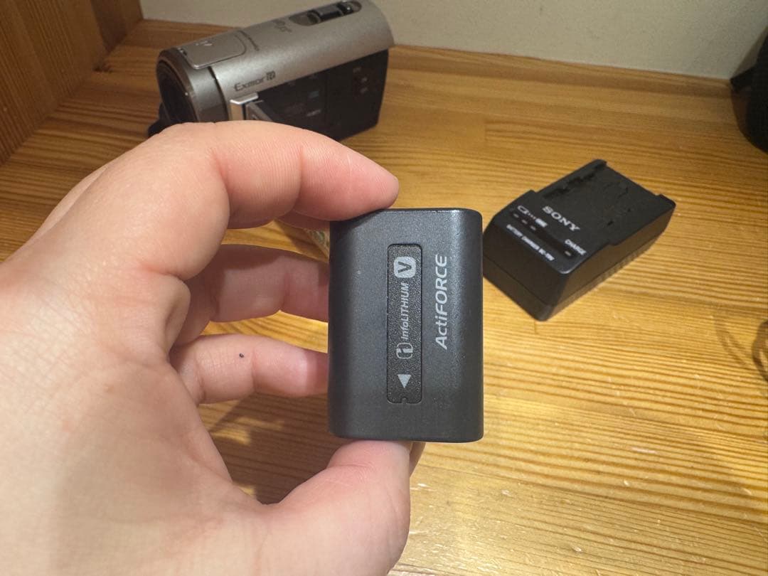 SONY ビデオカメラ　HDR-CX370