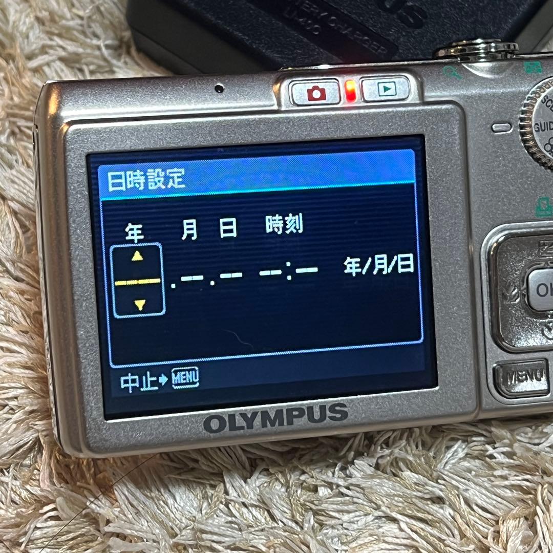 動作確認済⭐︎ Olympus fe-230 シルバー　デジカメ　コンデジ
