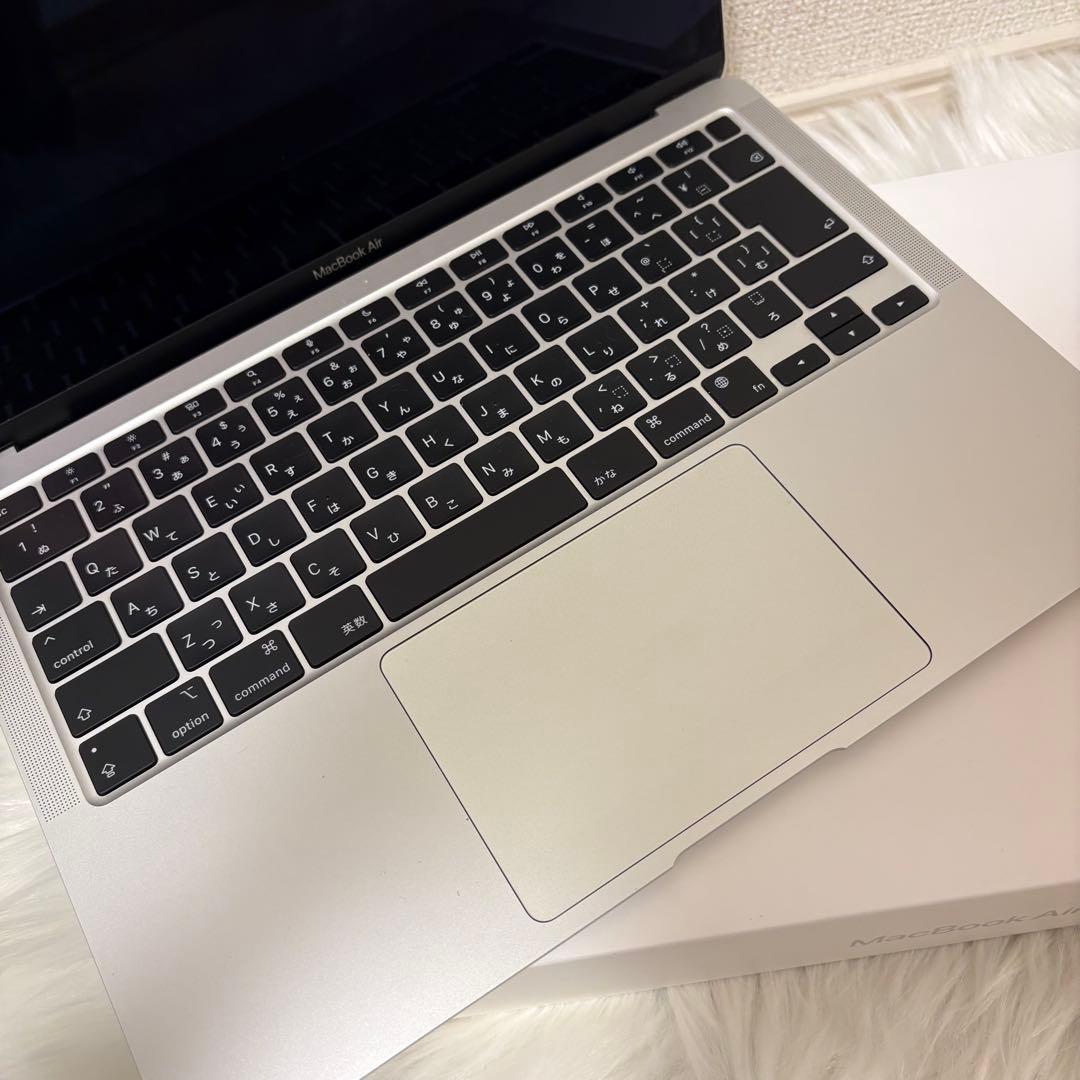 MacBookAir 13inch 8GB / 256GB 値下げ交渉可