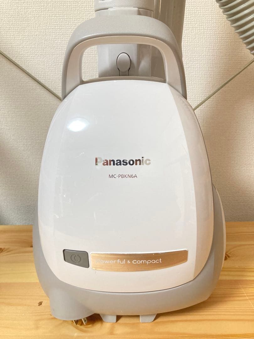 ☆良品 Panasonic 紙パック式掃除機 MC-PBKN6A キャニスター式